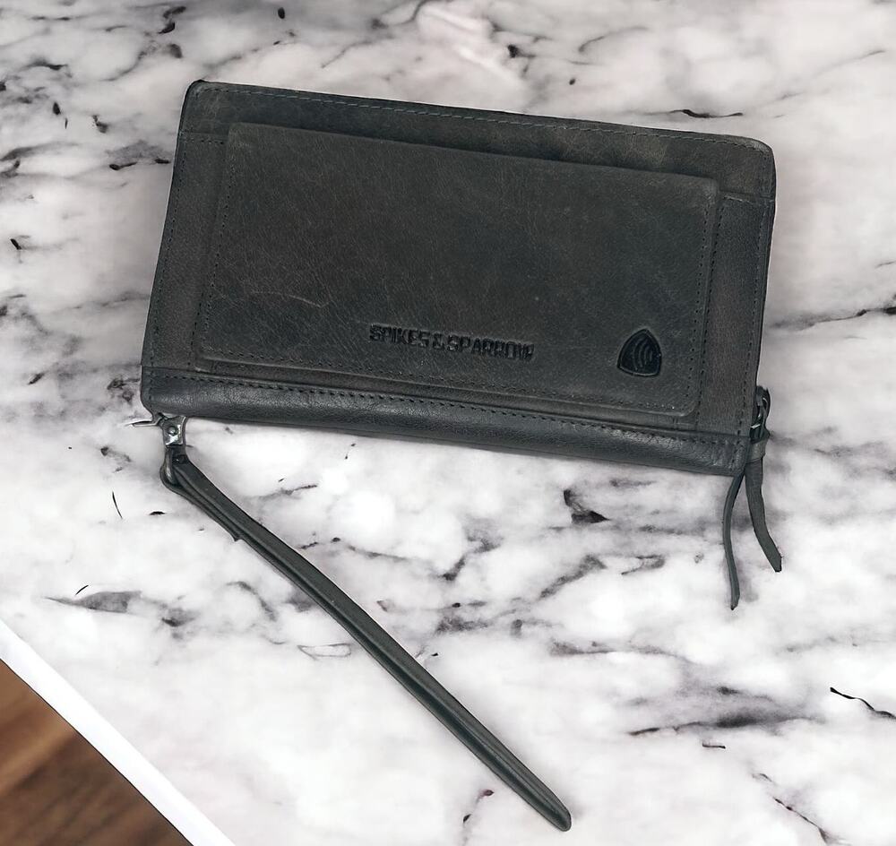 Spikes and Sparrow Wristlet Zip Wallet Weathered Gray Leather Aspen RFID